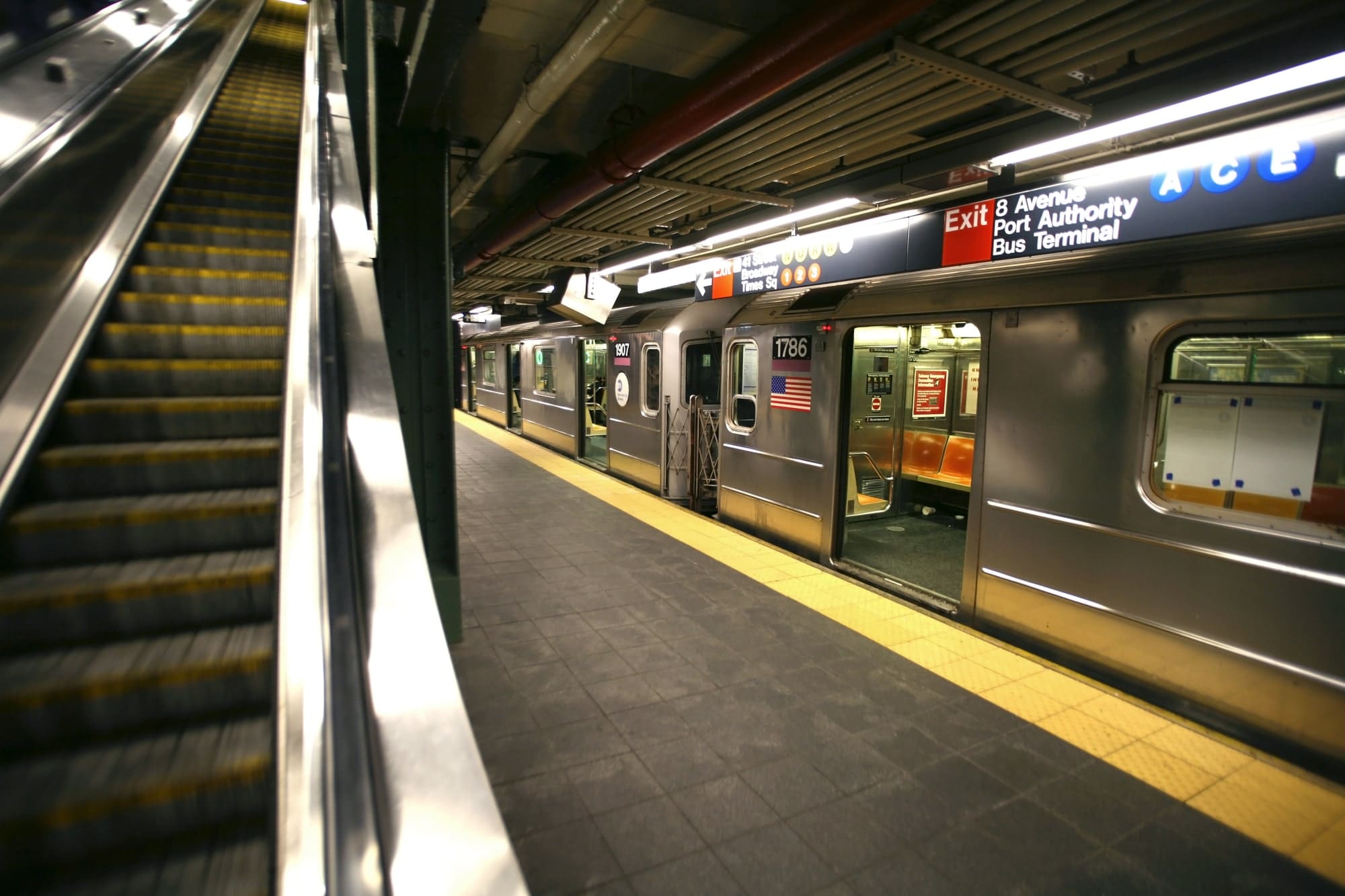 Oțel subteran: cele mai mari sisteme de metrou din lume