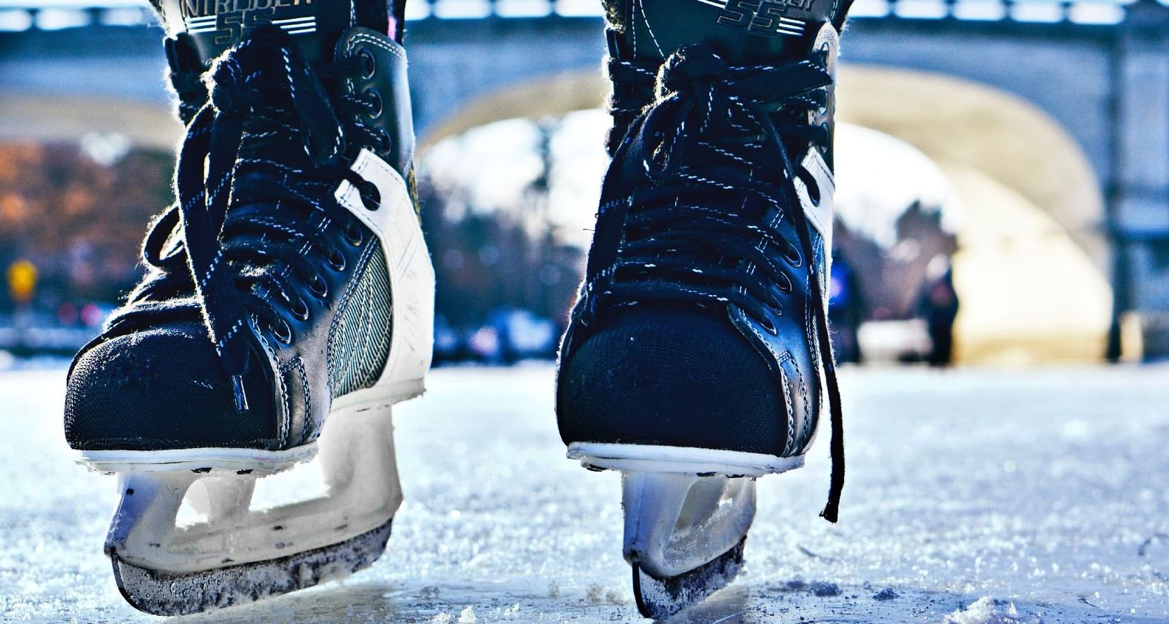 Стоманените кънки за хокей на лед: пътят към победата
