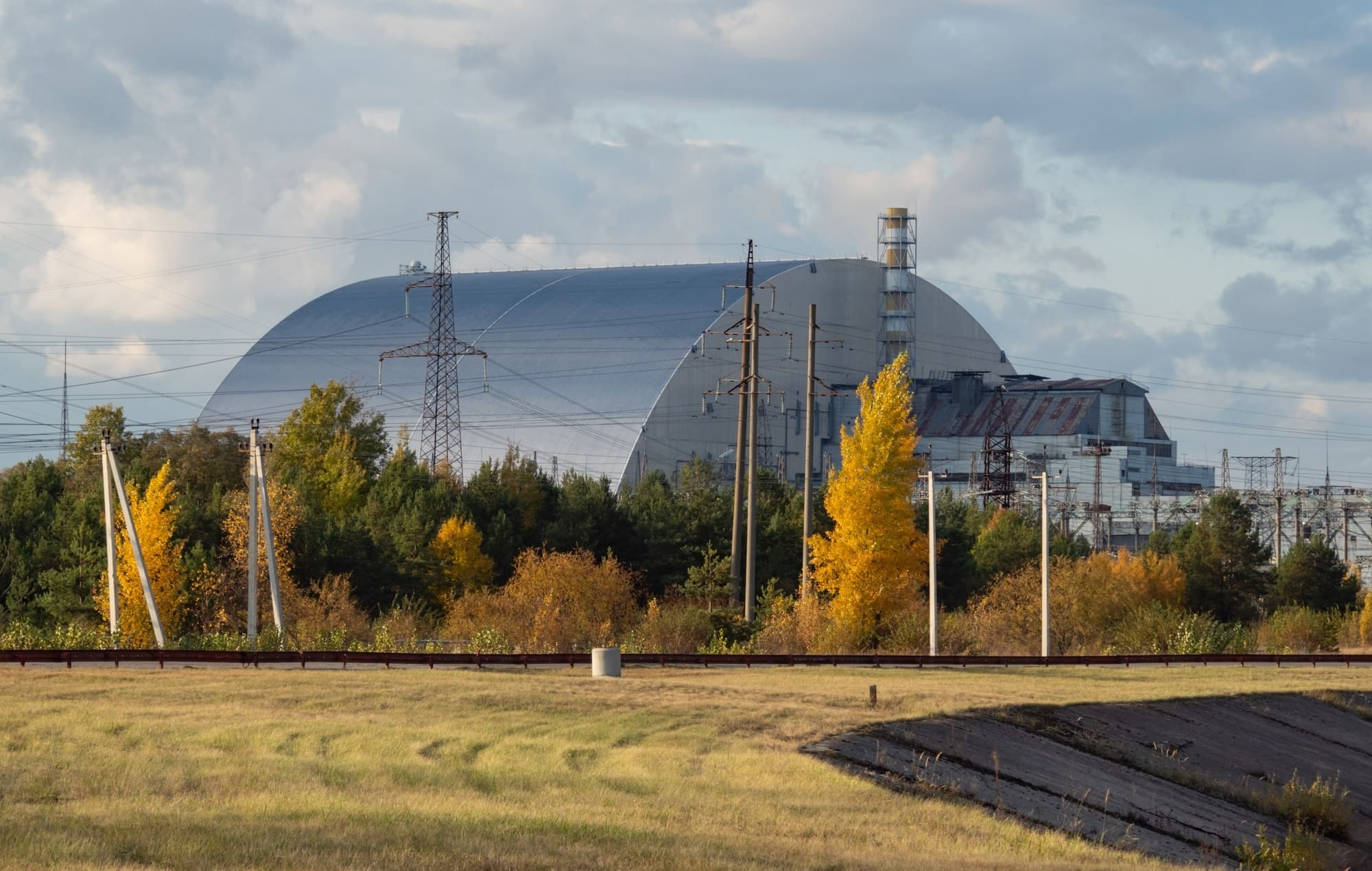 Pinnacle of modern engineering: steel confinement over Chernobyl Nuclear Power Plant